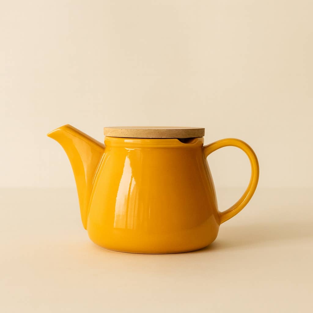Anna 500ml yellow stoneware teapot with bamboo lid